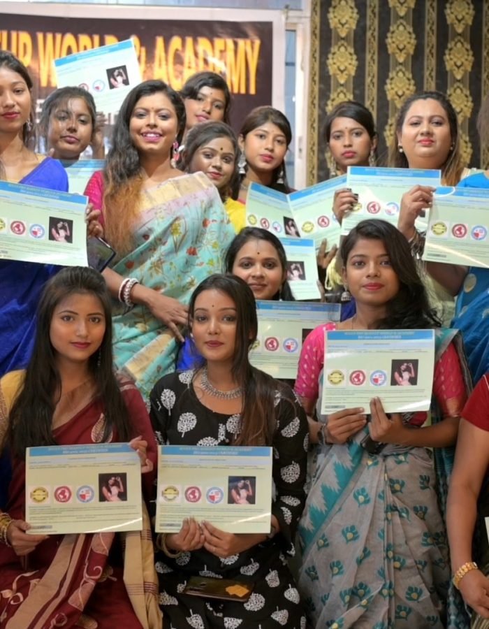 Best Makeup Artist in Kolkata, Riya Ghosh Makeup Artist 1500