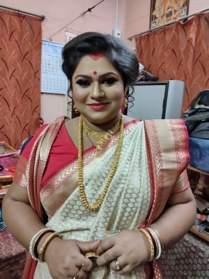 Best Makeup Artist in Kolkata, Riya Ghosh Makeup Artist 240