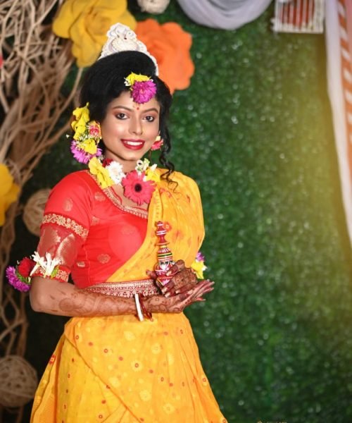 Riya Ghosh Makeup Artist, Best Makeup Artist in Kolkata Haldi Ceremony
